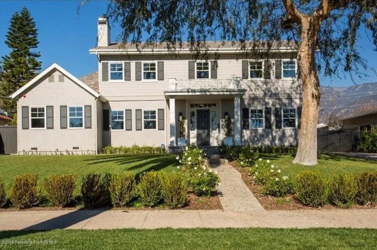 Modern Colonial featured project image